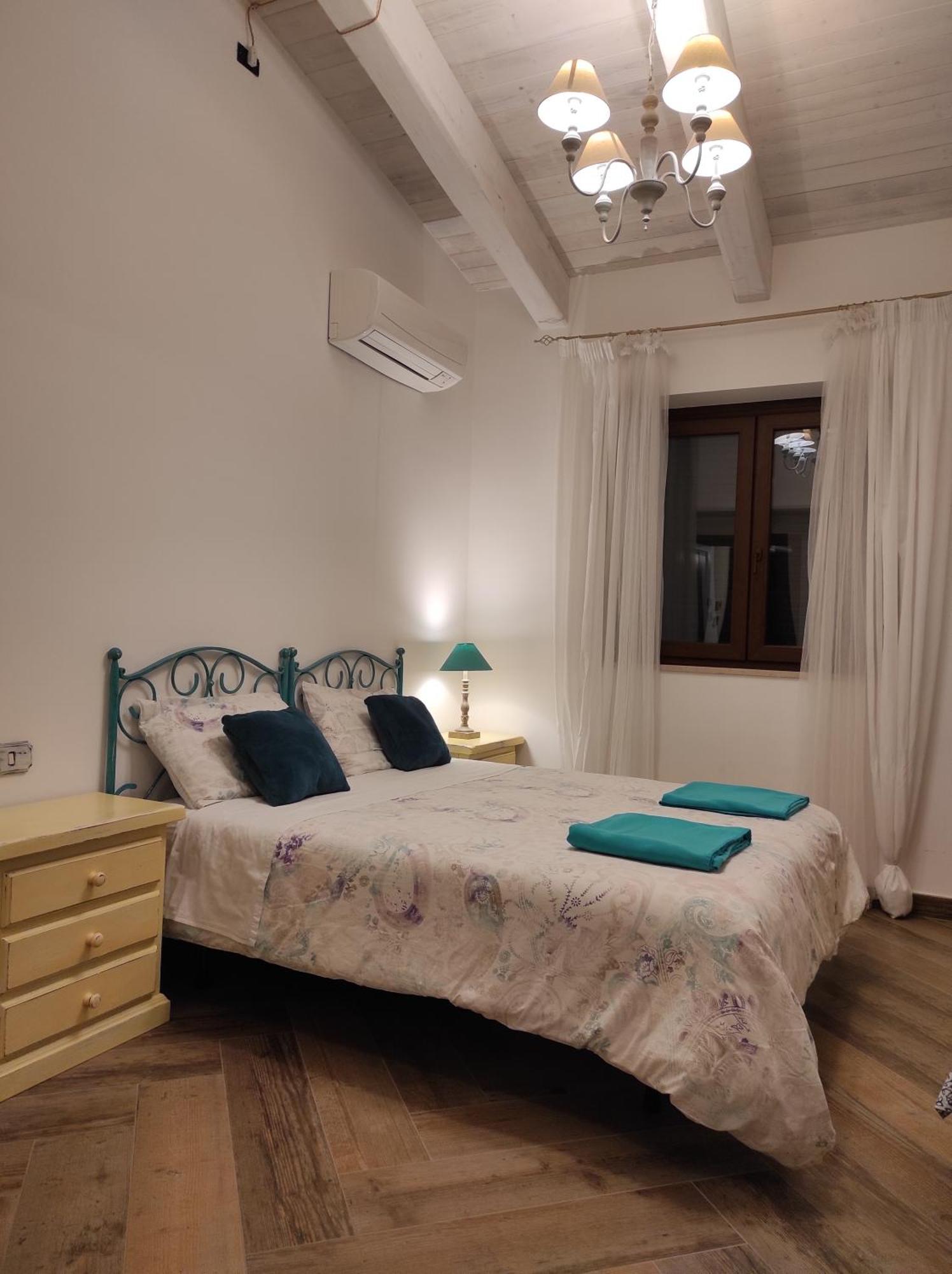 Caledonia B&B Mercato San Severino Bagian luar foto