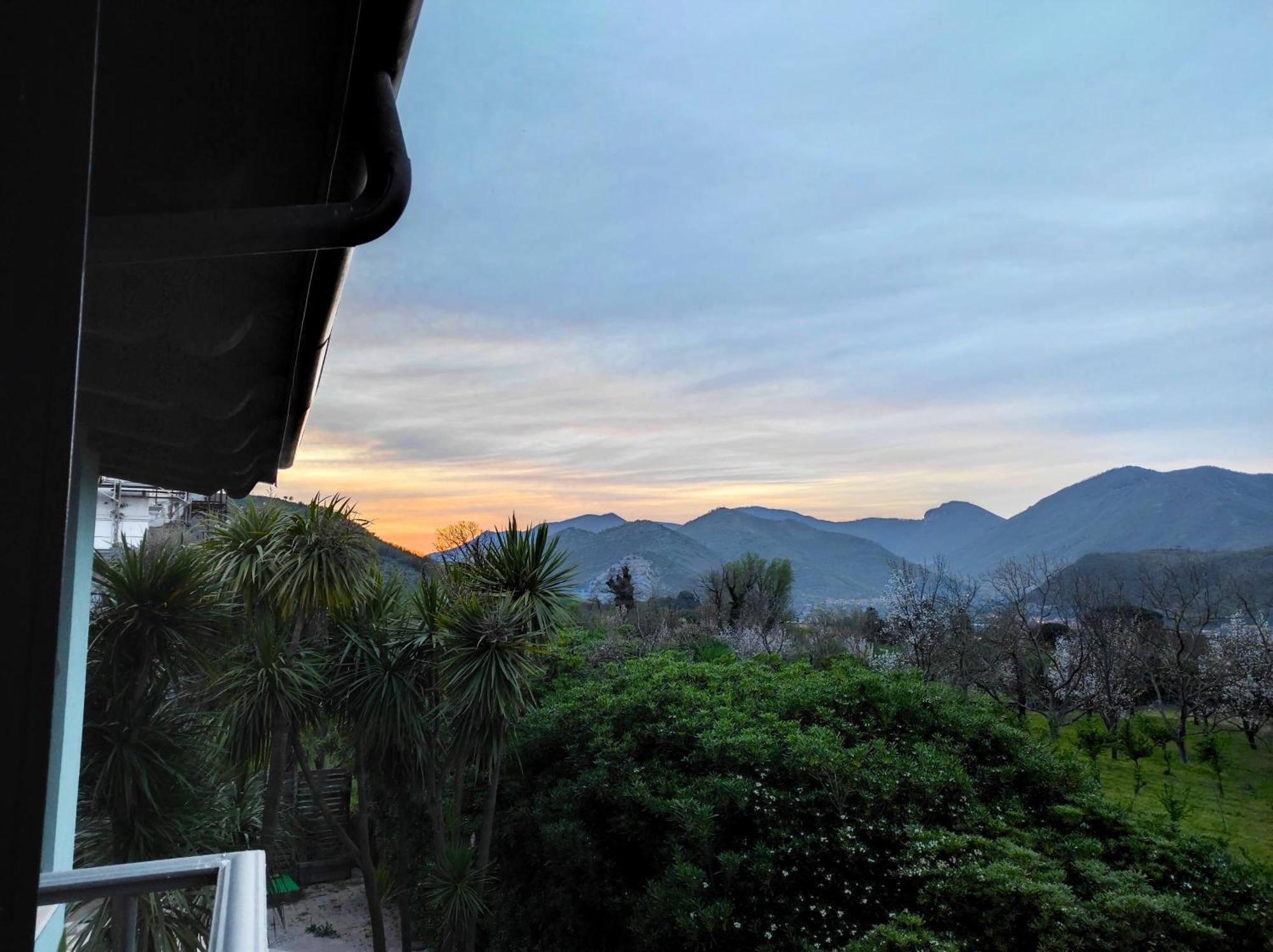 Caledonia B&B Mercato San Severino Bagian luar foto